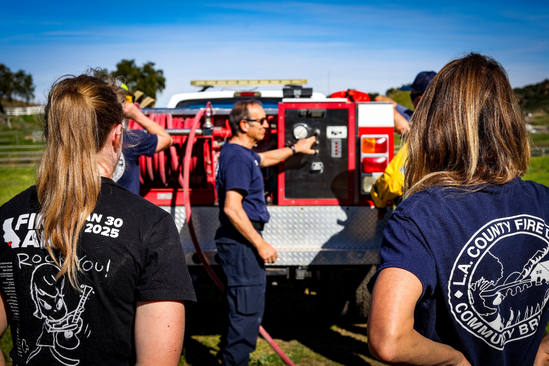 Local Brigade volunteers preparing in the field